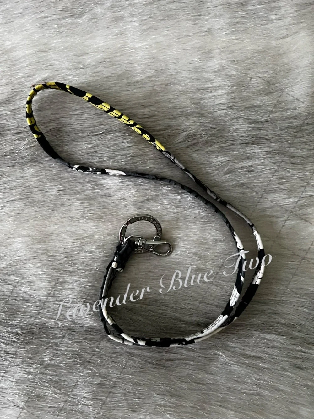 VERA BRADLEY Baroque 2008 Floral Lanyard Black Yellow Work Event
